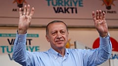 إردوغان يقول إنه سيخفض عدد الوزارات في حال فوزه في الانتخابات 