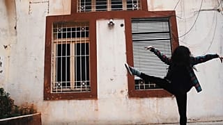 Syrian group dances around Latakia's streets to revive city
