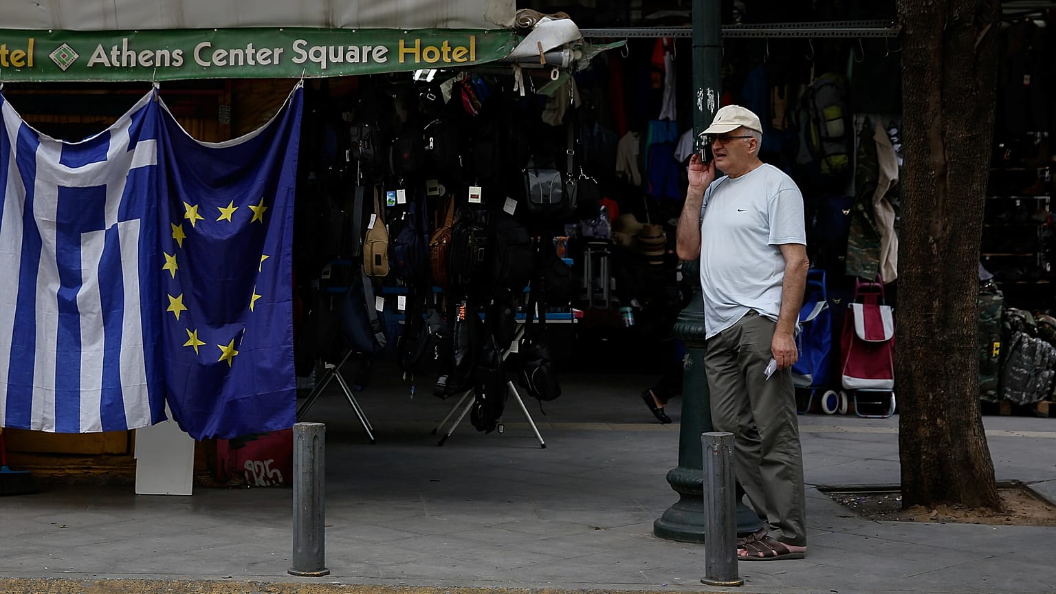 A Athènes, le "jour d'après" la crise