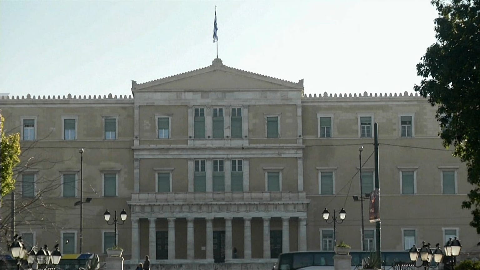 Eurogruppo: "La Grecia è uscita dalla crisi"