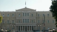 Eurogruppo: "La Grecia è uscita dalla crisi"