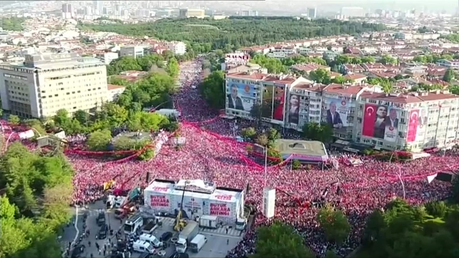 Turchia verso il voto. In gioco il progetto di Erdogan