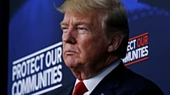 Trump ameaça taxar carros europeus