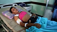 Hospitals in Hodeida are struggling to cope with the number of injured