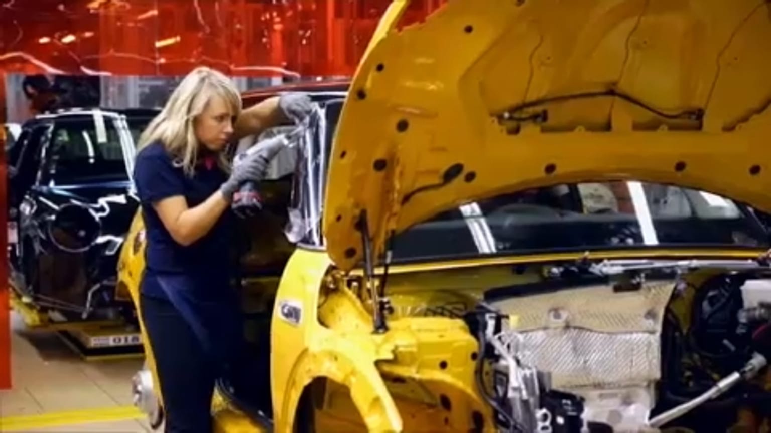 A BMW elhagyja Nagy-Britanniát a brexit után