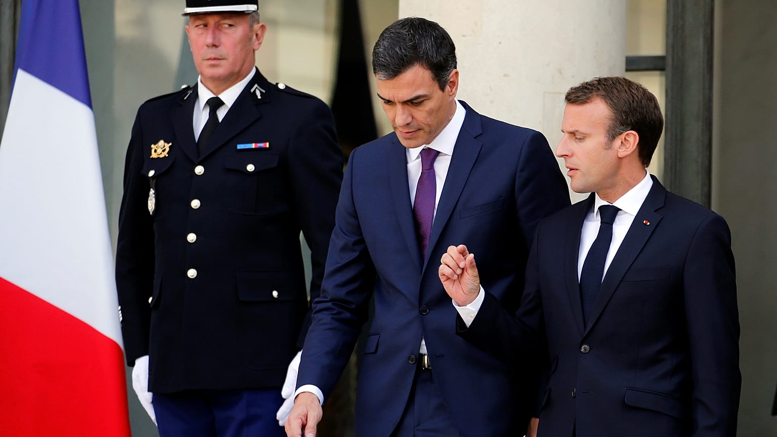 Vor Asyl-Gipfel: Paris und Madrid für geschlossene Aufnahmezentren in der EU