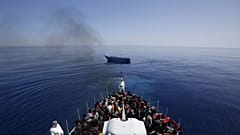 Divided EU leaders meet for emergency talks on migration crisis