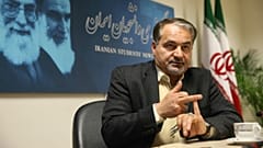 سیپحسین موسویان، دیپلمات پیشین ایران