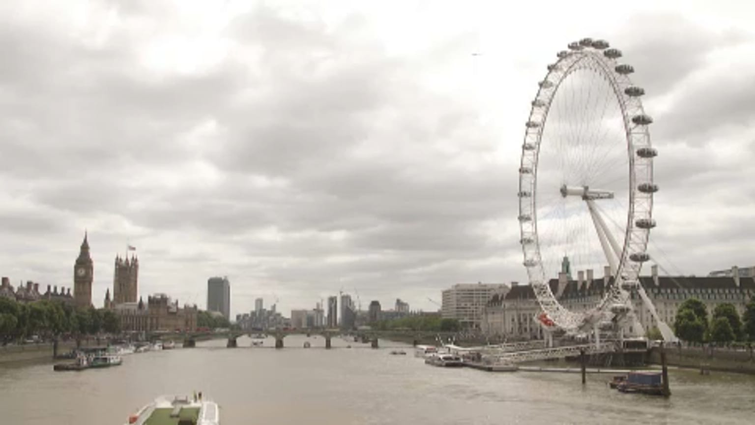 Egyre érzékenyebbek a cégek a brexitre
