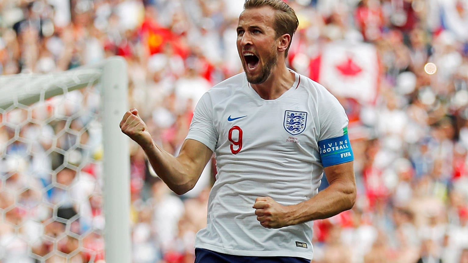 Inglaterra passa aos oitavos de final