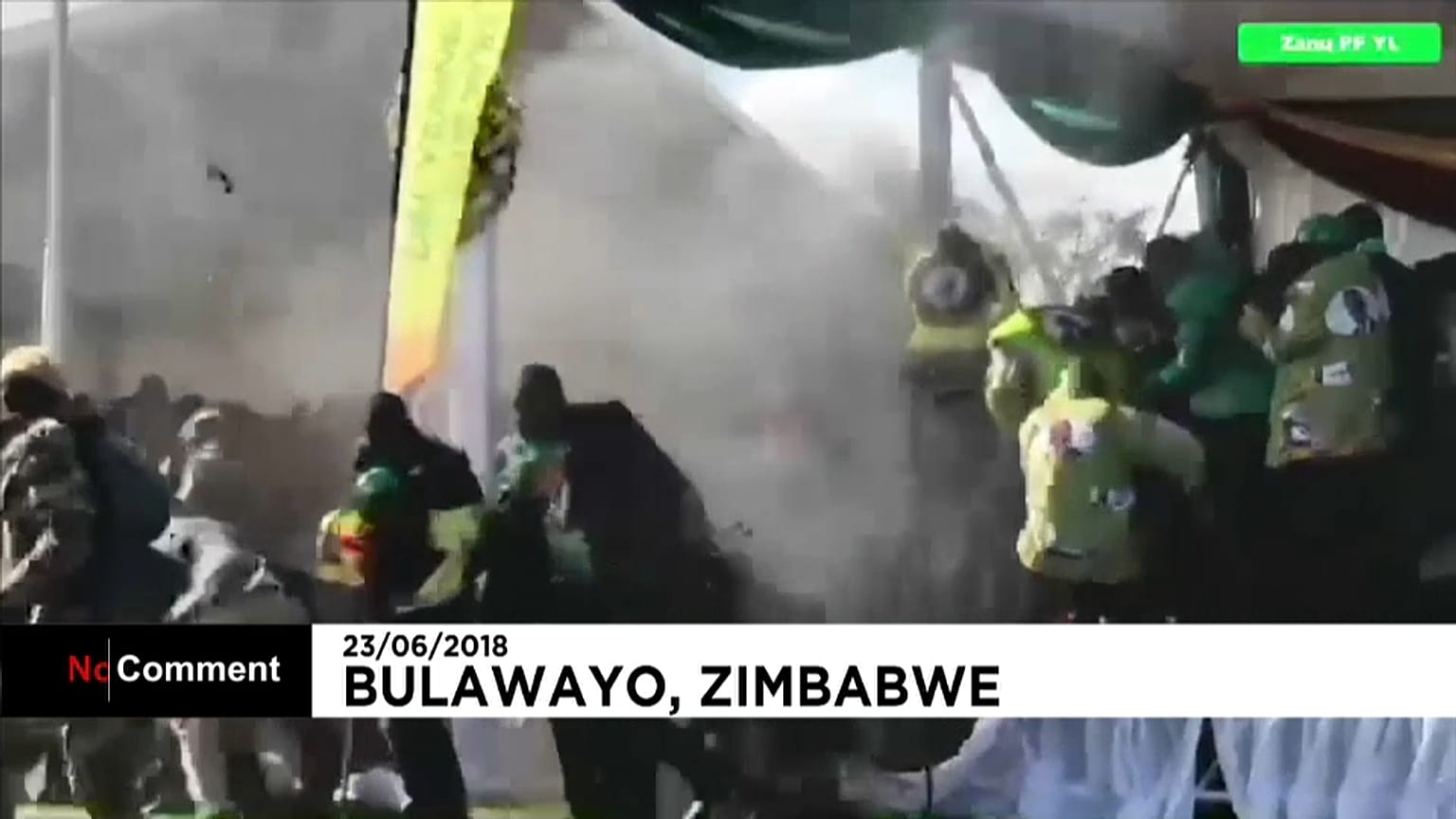 Simbabwe: Präsident Mnangagwa entkommt knapp Explosion