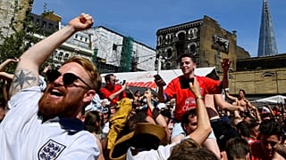 Inglaterra pasa a octavos de final