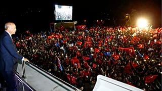 Erdogan: leckét adtunk demokráciából