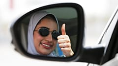 Suudi Arabistan'da kadınlar direksiyon başında