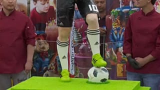 O bolo com a figura de Lionel Messi