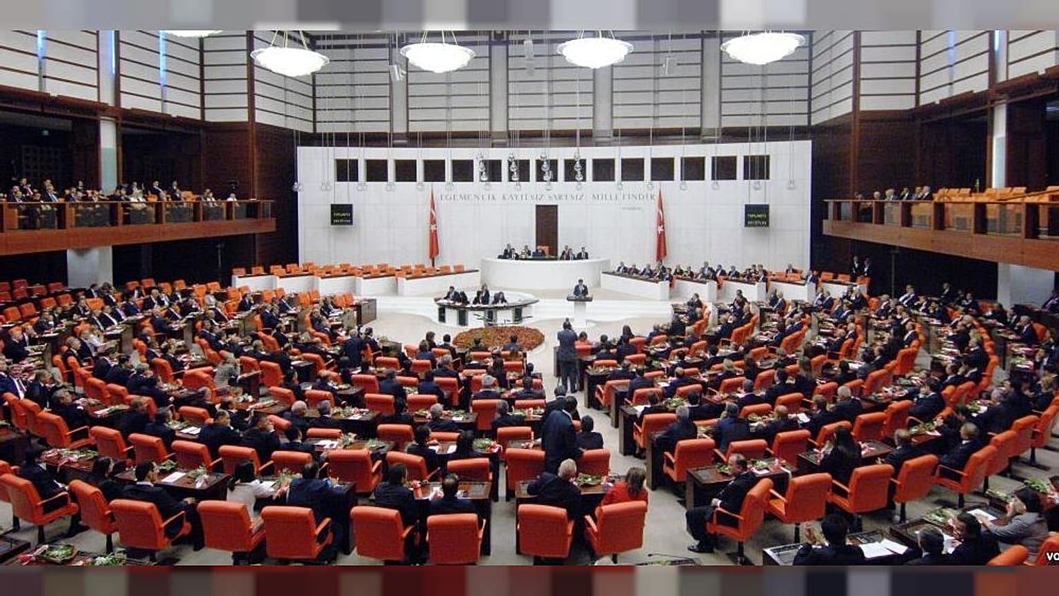 TBMM'deki ilk oturumu kim yönetecek?