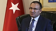 Bozdağ: Yüzde 50 artı 1'in oyunu alan tek adamlık yapabilir mi?