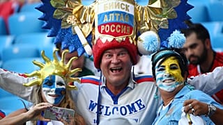 World Cup: Uruguay defeat hosts Russia in 3-0 win