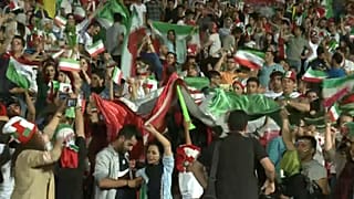 شادمانی مردم ایران از نتیجه مسابقه فوتبال ایران و پرتغال