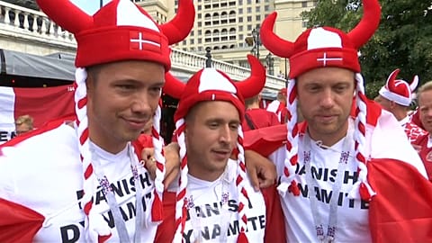 France-Danemark : le duel des supporters