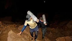 Ταϊλάνδη: Συνεχίζονται οι έρευνες στο σπήλαιο 
