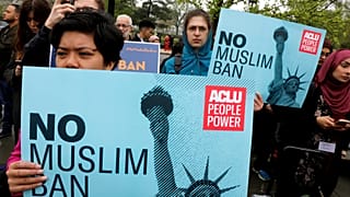 Supreme Court upholds Trump's travel ban in 5-4 ruling