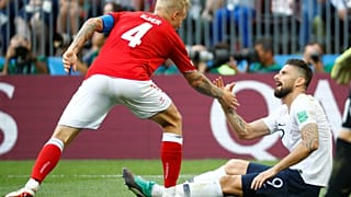 Fransa ve Danimarka el ele üst tura