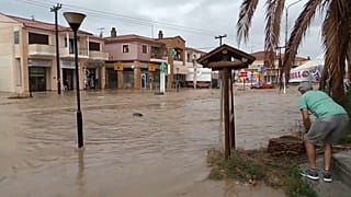 Разгул стихии в Греции