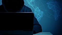 كييف تتهم موسكو بالتخطيط لهجوم إلكتروني كبير والكرملين ينفي