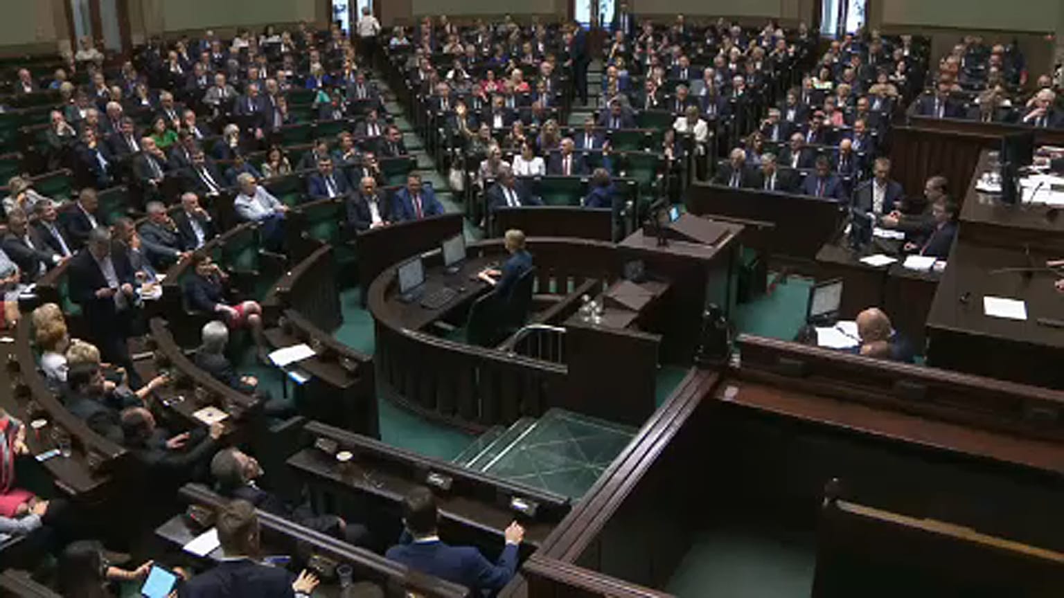 Enyhítették a náci bűnökre vonatkozó lengyel törvényt
