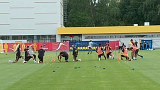 Bélgica e Inglaterra discutem liderança do Grupo G