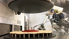 Közeleg a pizzasütő robotok kora?
