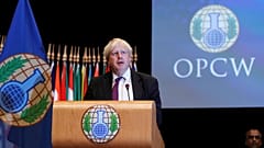 Johnson bei OPCW in Den Haag