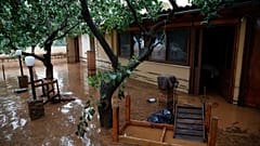 Η ισχυρή βροχόπτωση «έπνιξε» Μαγούλα και Μάνδρα