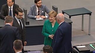Migranti, Merkel: ""Chi chiede asilo non può scegliersi il Paese"