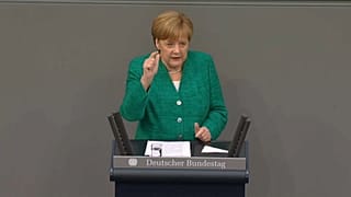 Merkel: most kell összefogni, nagy a tét