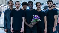«Ίσαλος Γραμμή»: Μια προσευχή για τον θάνατο στην Ιχθυόσκαλα