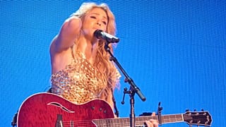 Shakira'nın kolyesine Nazi suçlaması