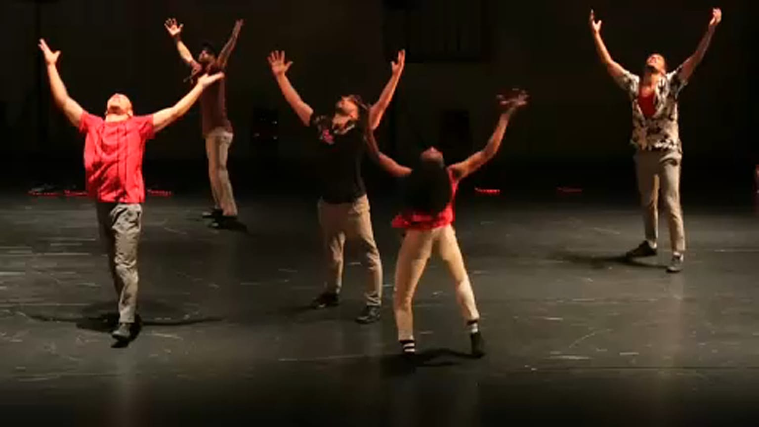 Dinamikus hip hop-tánccal színesítik a montpellier-i táncfesztivált  