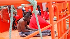 EU migrant processing centres 'will not be Guantanamos'