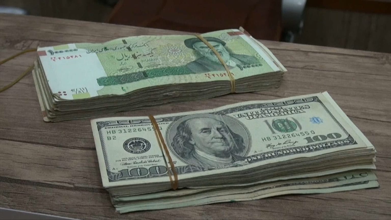 Rouhani e la politica di resistenza agli USA e alla bancarotta imminente