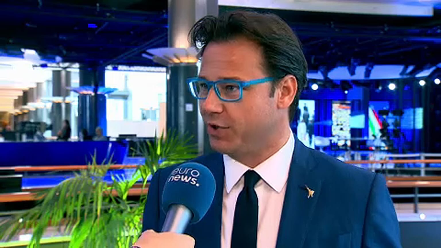 'We must act to stop arrivals' - Italian MEP's migration plea