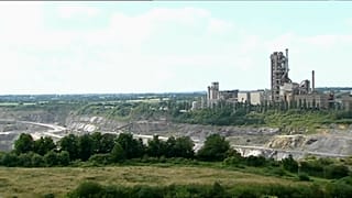 5 Millionen Euro an den IS: Lafarge droht Anklage wegen Terrorfinanzierung