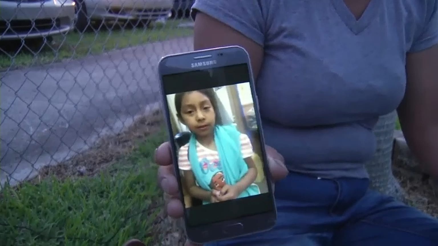 "Que la quiero mucho, que me perdone", el lamento de una madre separada de su hija