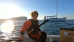 A douze ans, il traverse la Manche en optimist