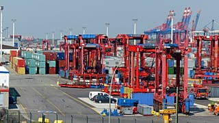 Dış ticaret açığı Mayıs'ta yükseldi