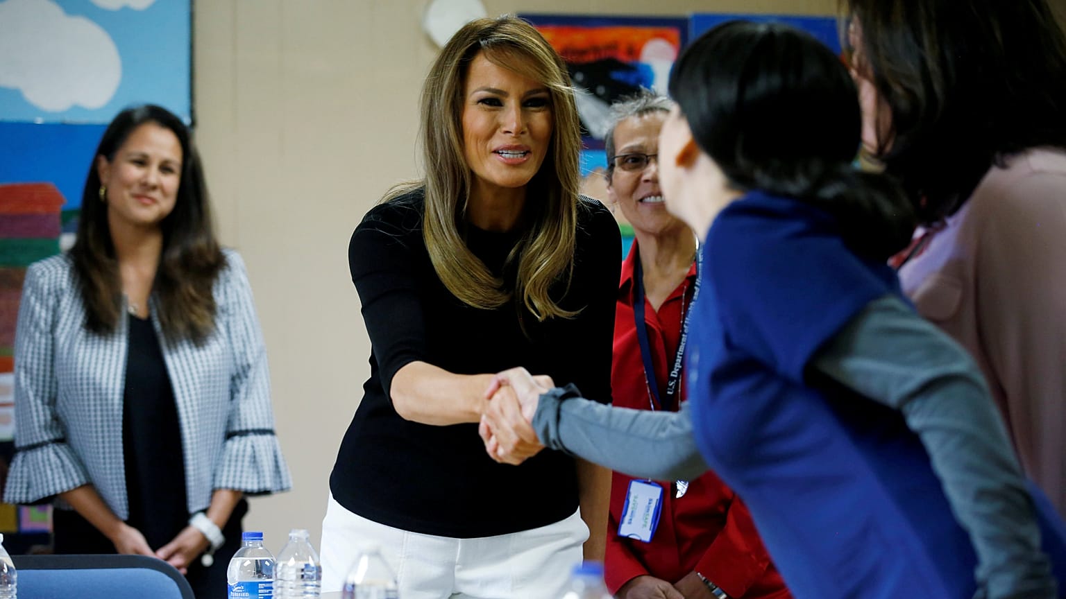 Melania Trump en un centro de detención de inmigrantes