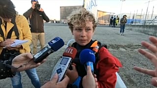 Neuer Rekord: Tom (12) überquert Ärmelkanal