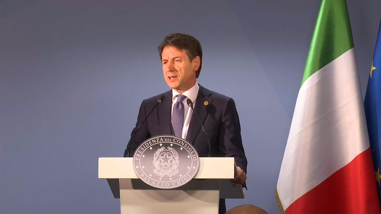 Intesa Eurosummit: Conte vs Macron 
