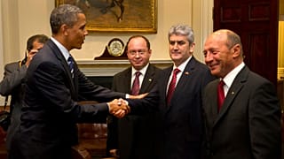 Gabriel Oprea added a fake photo to his facebook page 